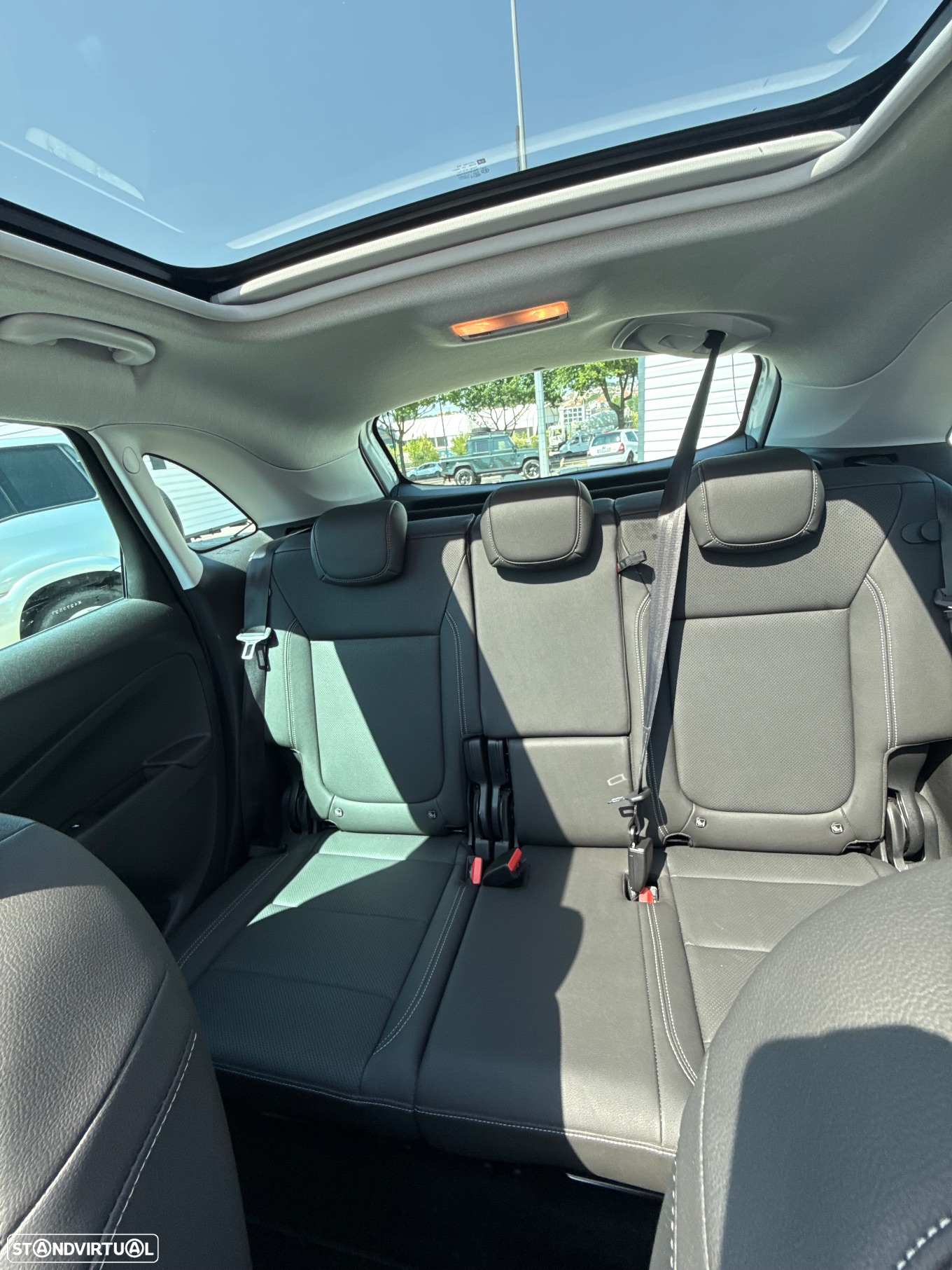 Opel Crossland X 1.2 T Ultimate - 18