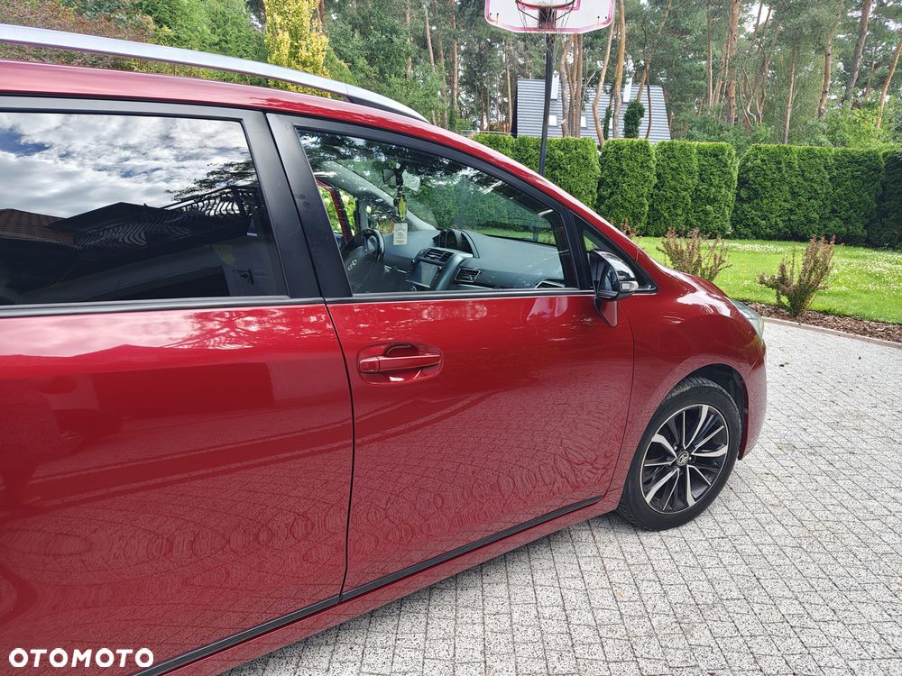 Toyota Verso - 3