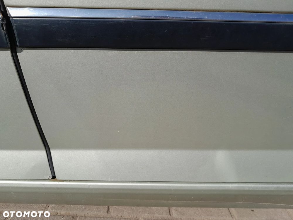 PEUGEOT 407 SW DRZWI LEWE TYLNE LEWY TYŁ KOLOR: KCVD - 4