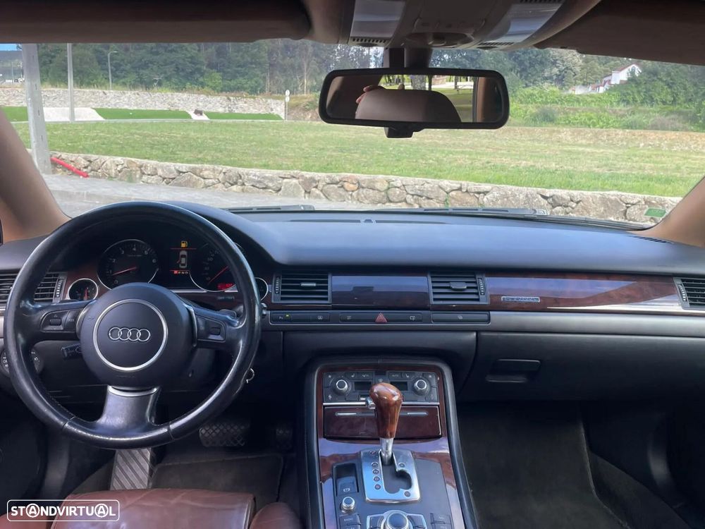 Audi A8 - 3