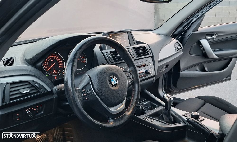 BMW 118 d Sport Line - 11