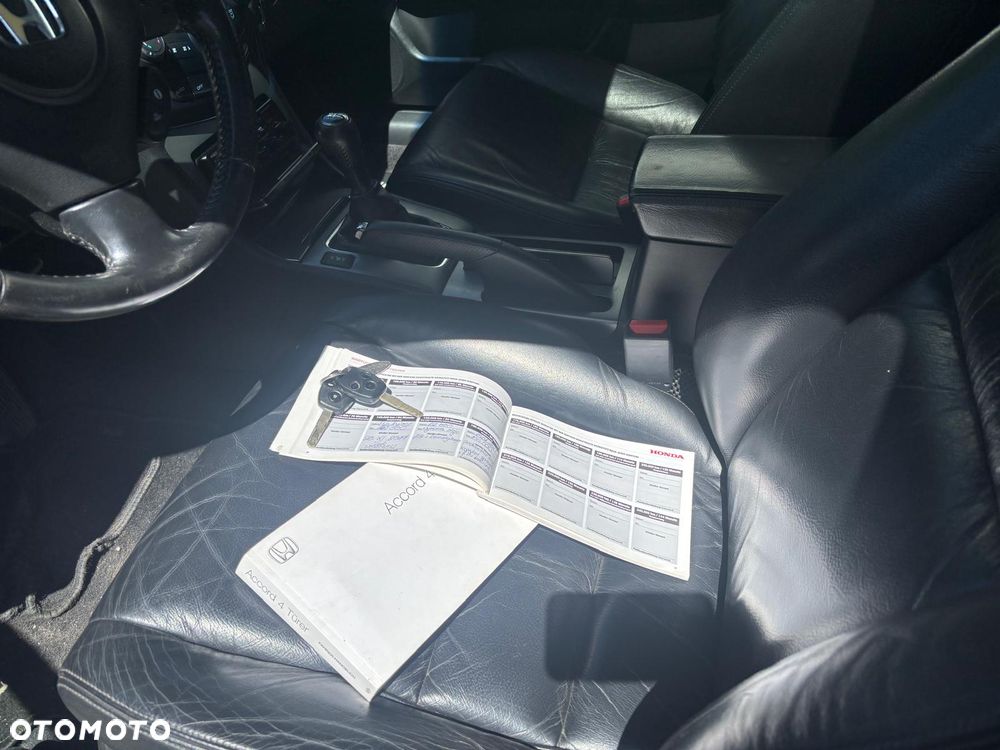 Honda Accord 2.0 i Executive - 21