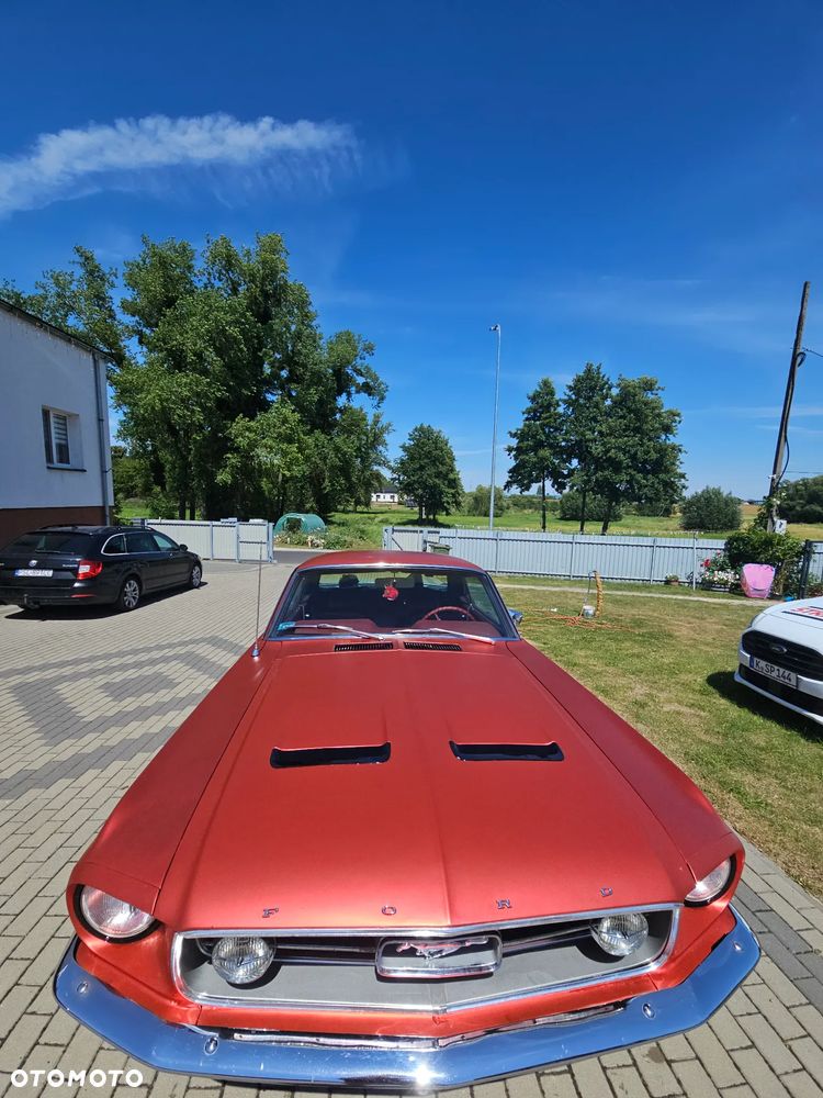 Ford Mustang - 20