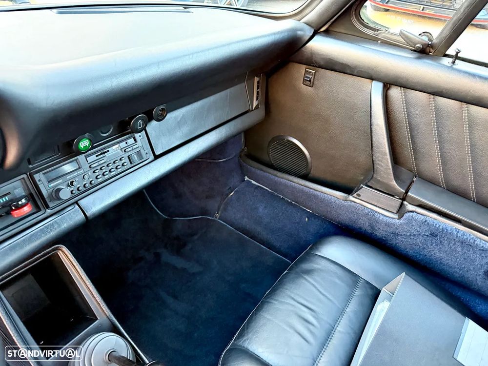 Porsche 911 Série G - 16