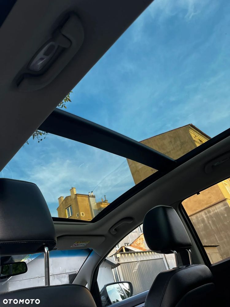 Kia Carens 1.7 CRDi L 7os - 14