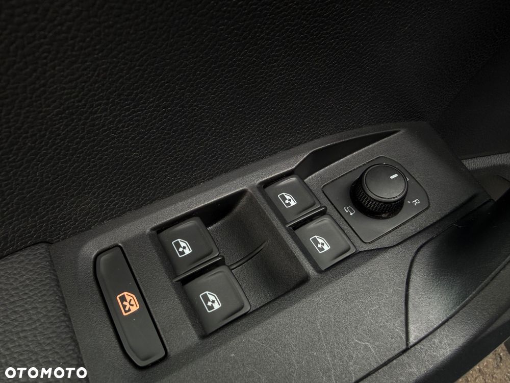 Seat Arona - 35