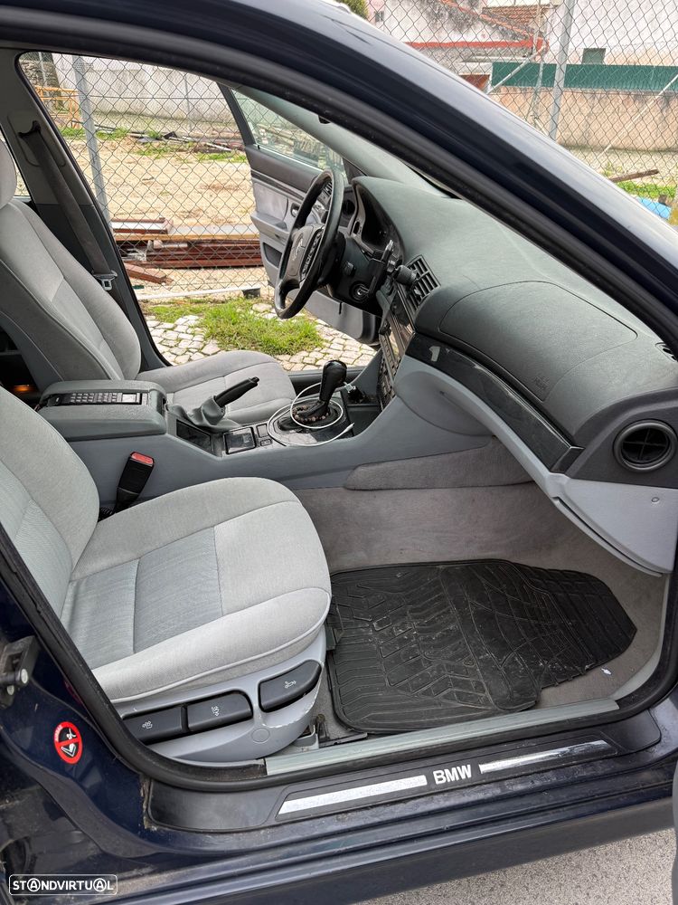 BMW 525 tds A Touring - 5