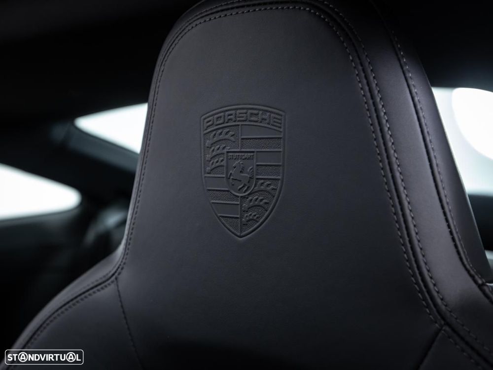 Porsche 911 (992) Carrera 4 GTS PDK - 13