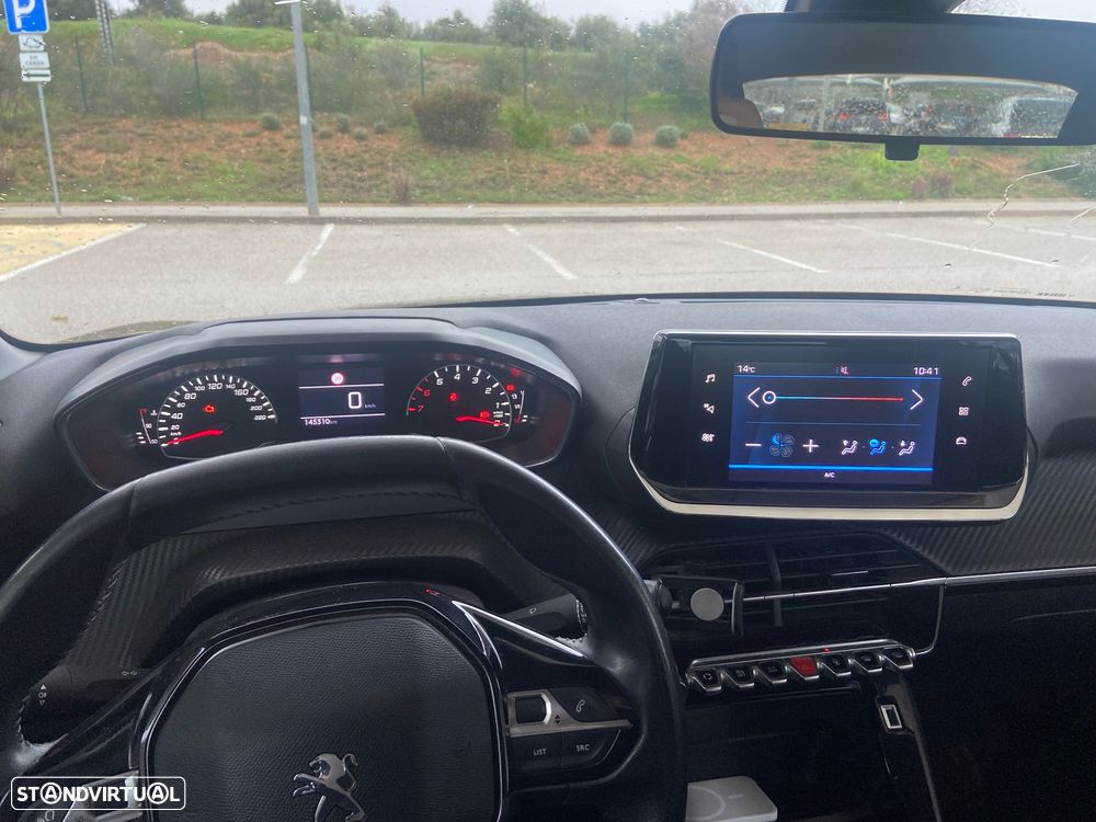 Peugeot 208 1.2 PureTech Active Pack - 4