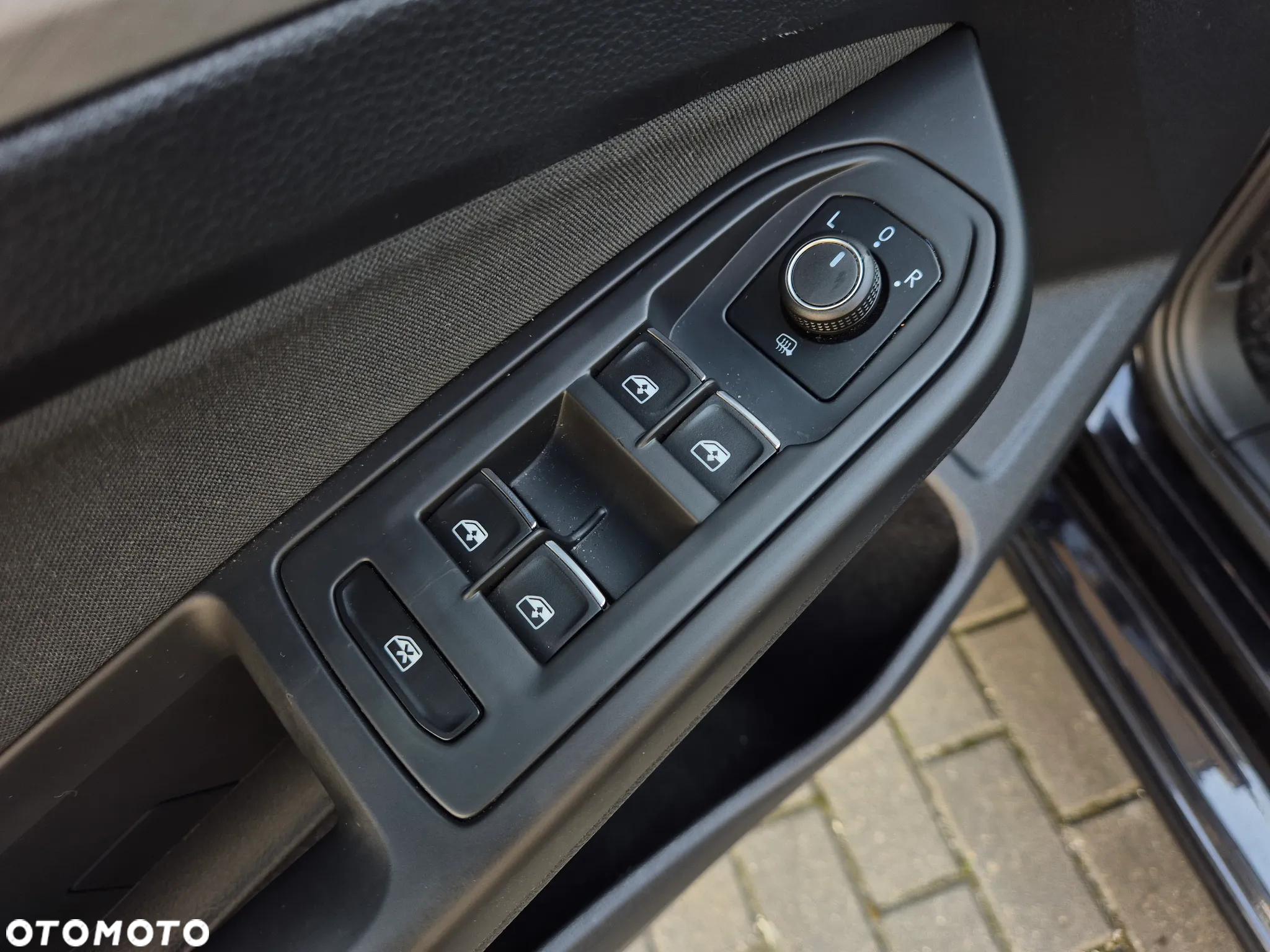 Volkswagen Golf VII 1.5 TSI BMT Highline - 16