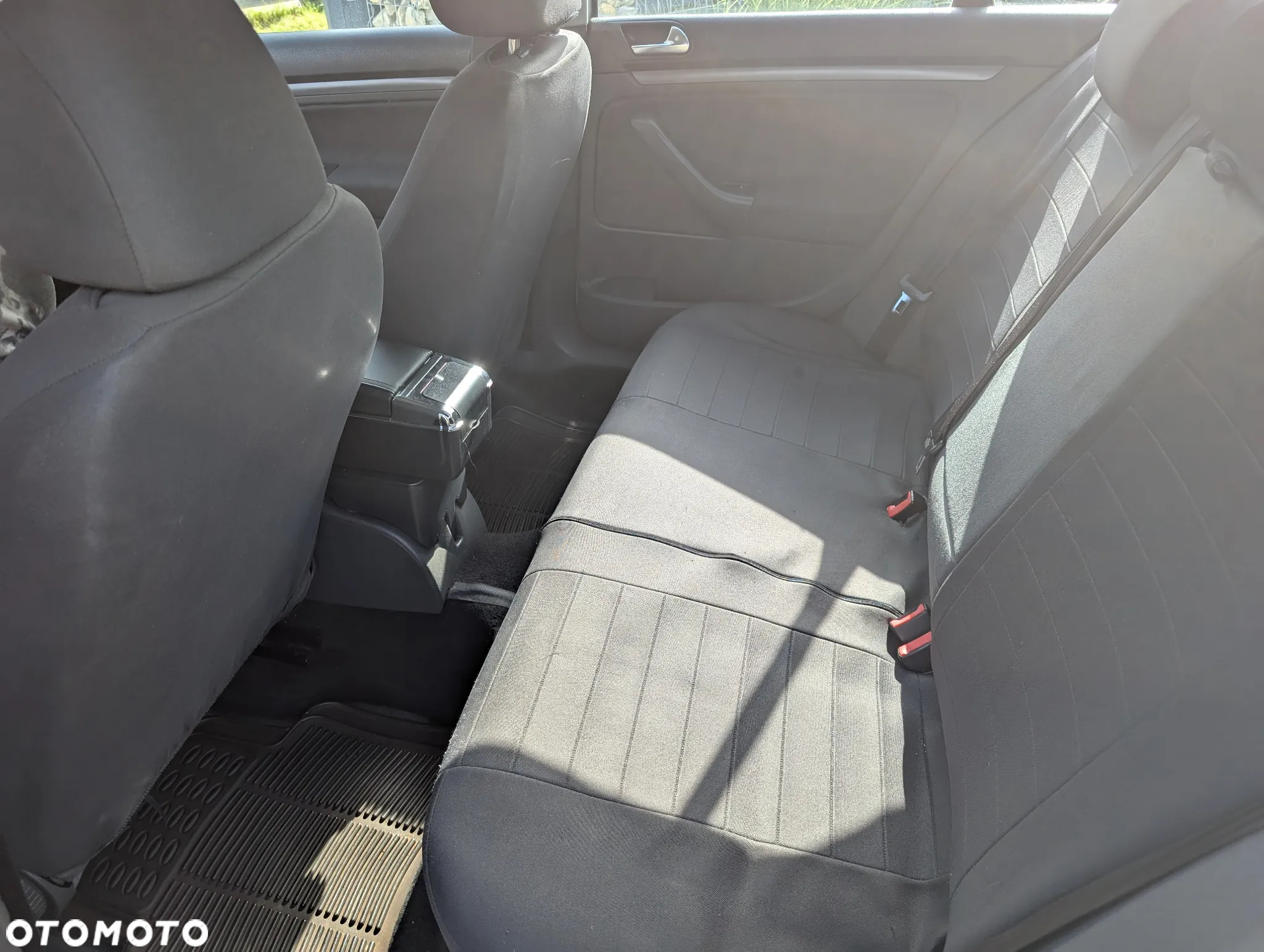 Volkswagen Jetta 1.6 Comfortline - 7