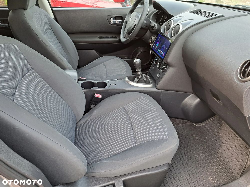 Nissan Qashqai+2 - 20