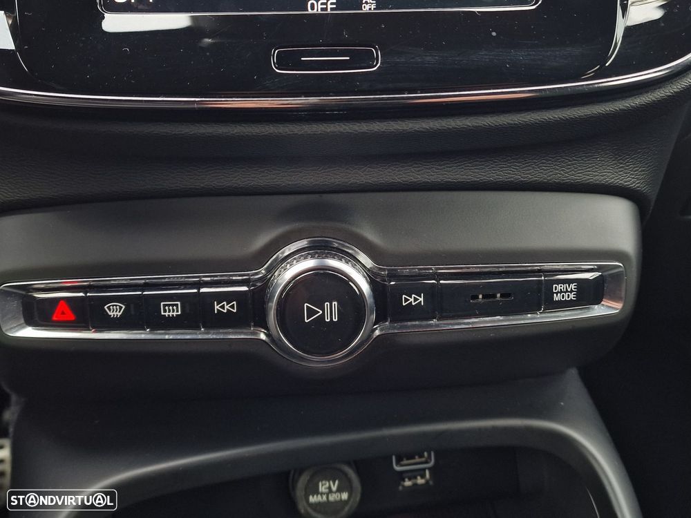 Volvo XC 40 1.5 T4 PHEV R-Design - 34