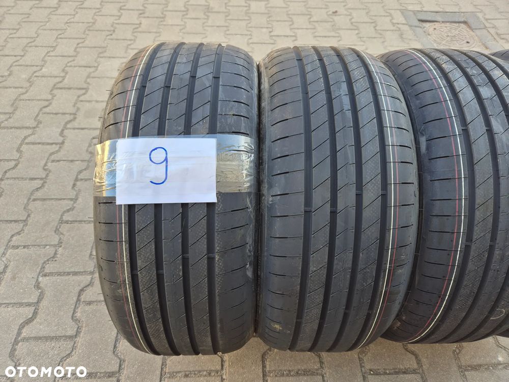 4x 255/40R21 Goodyear Asymmetric 6 * - 2