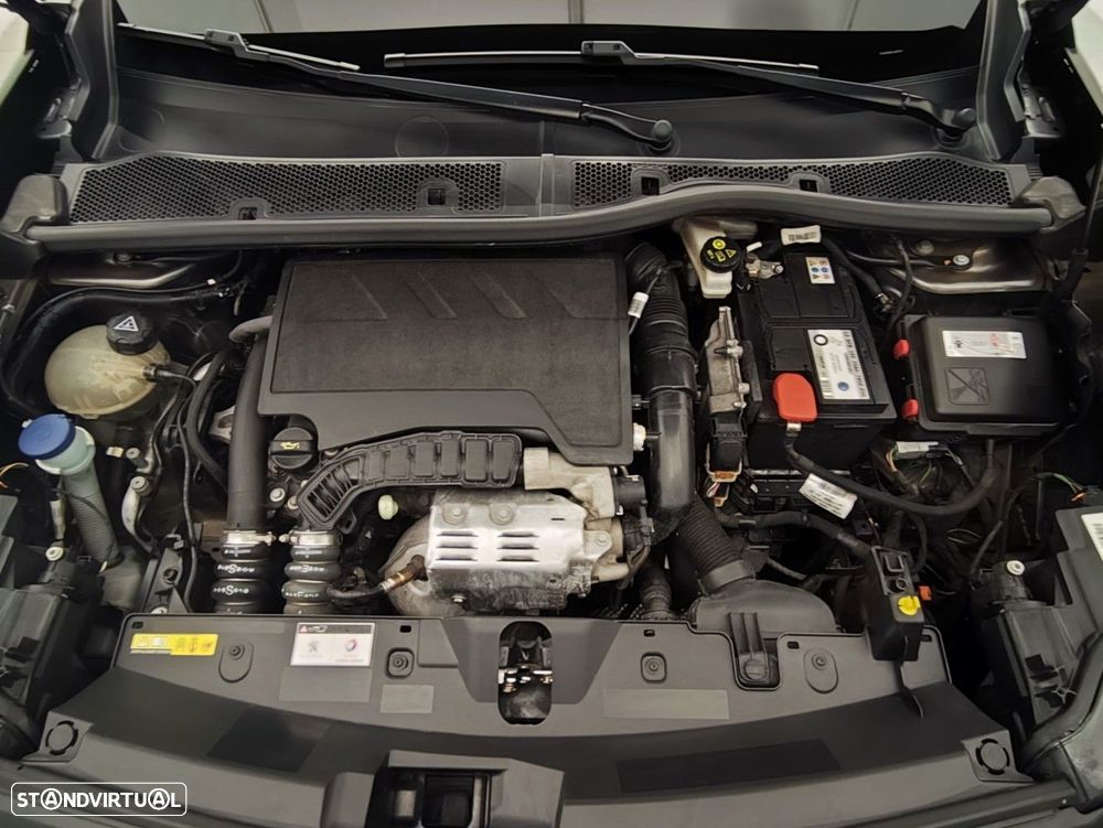 Peugeot 2008 1.2 PureTech Allure - 30