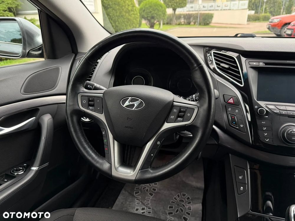 Hyundai i40 1.6 GDI Comfort + - 27