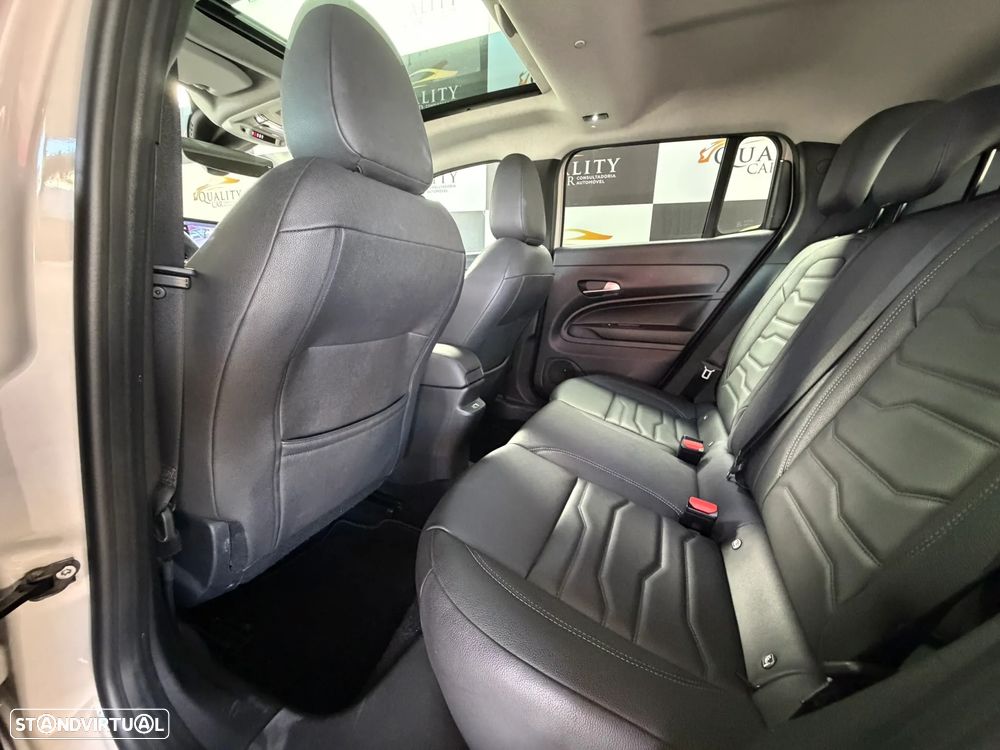 Jeep Avenger 1.2 T3 48V e-Hybrid Auto Summit - 15