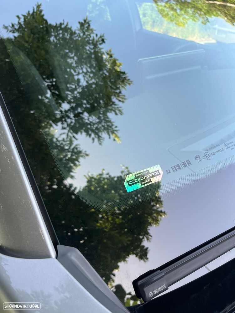 Peugeot 2008 Hybrid 145 e-DSC Allure - 12