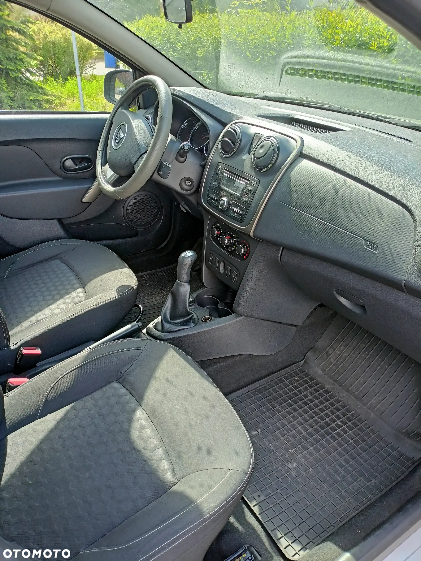 Dacia Sandero 1.2 16V Laureate - 15