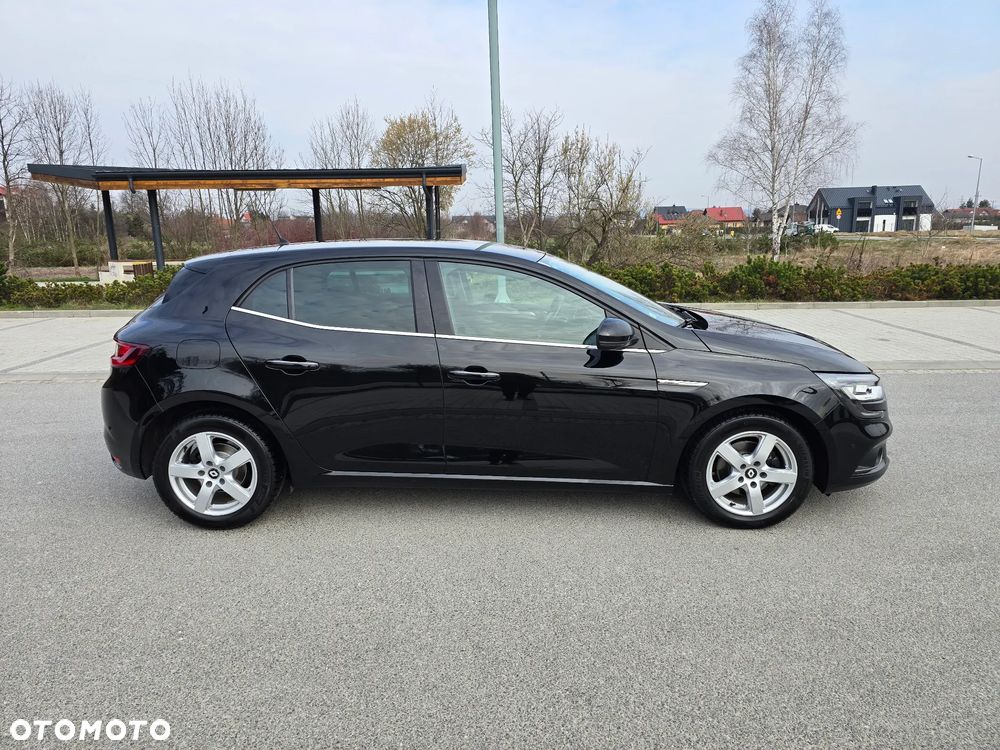 Renault Megane BLUE dCi 115 BOSE EDITION - 28