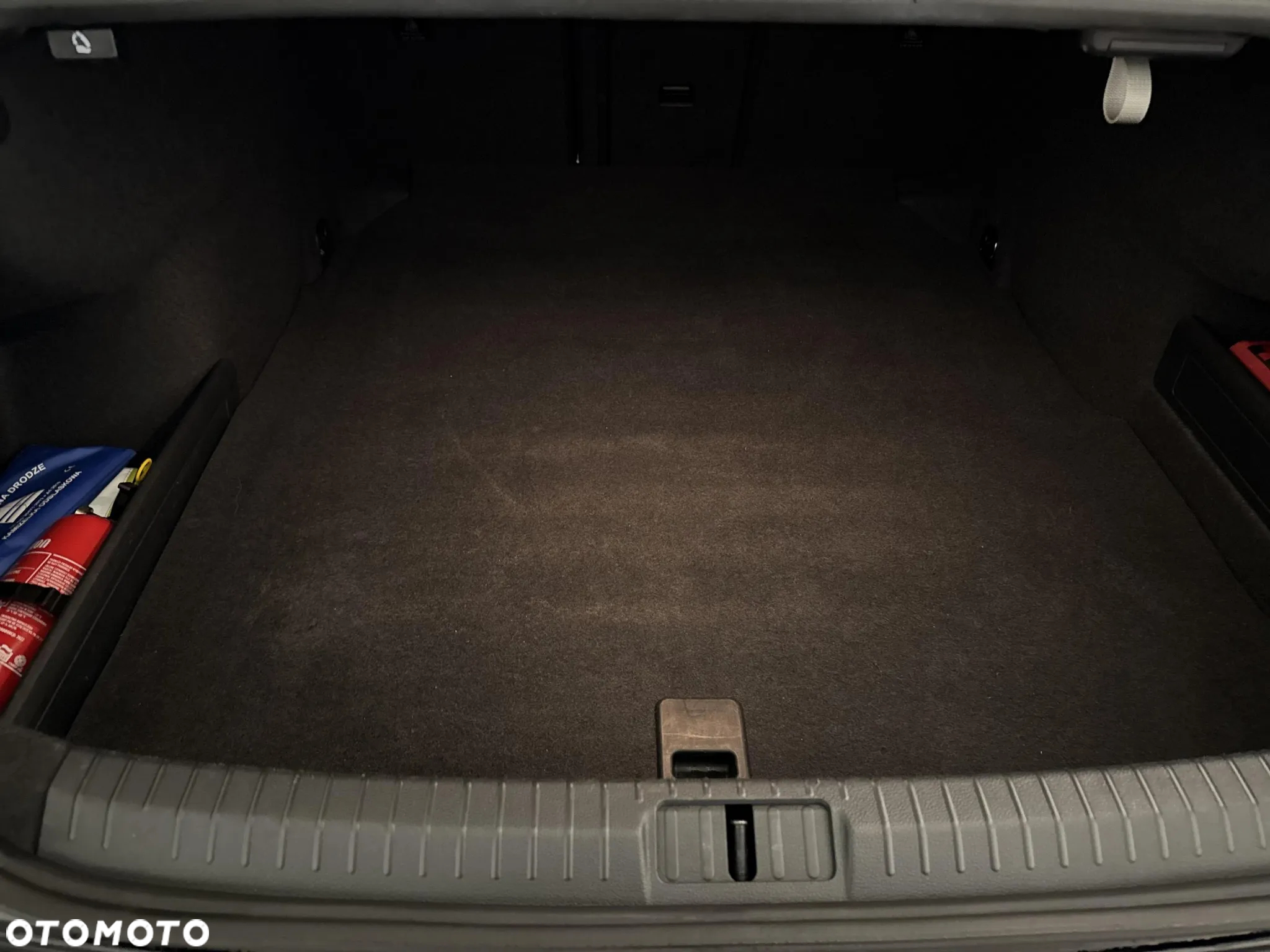 Volkswagen Passat - 23