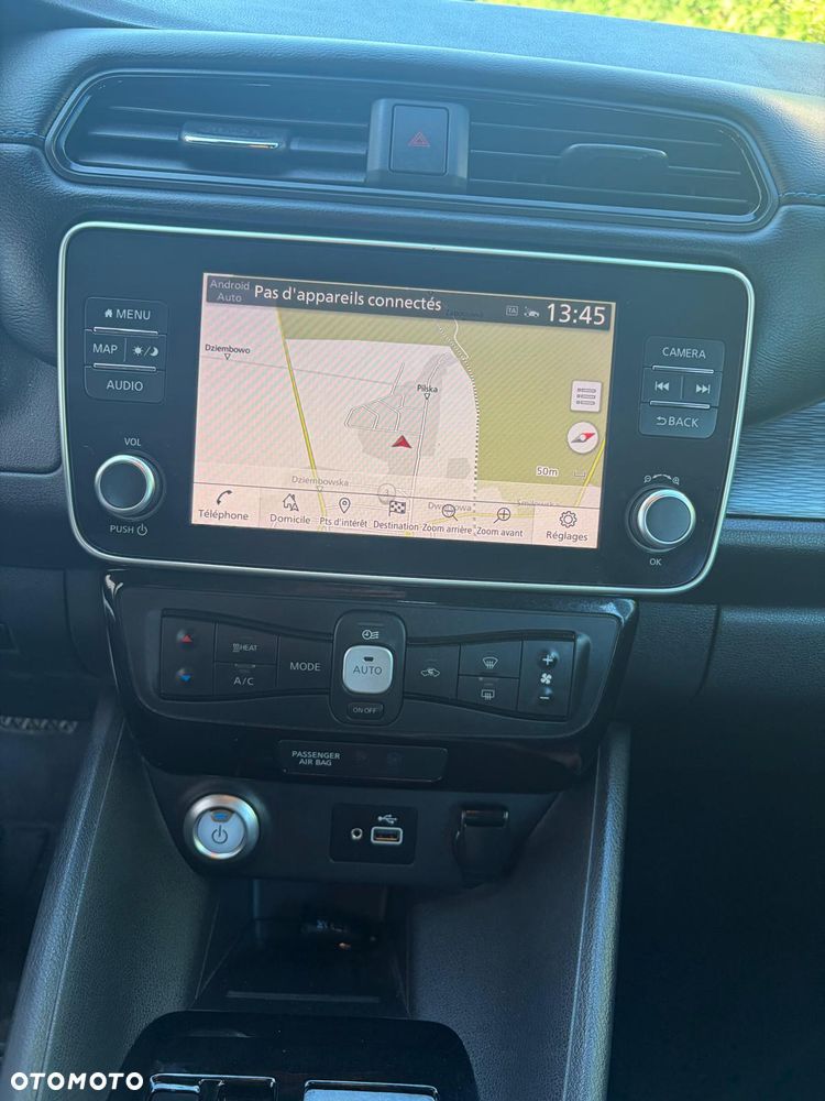 Nissan Leaf - 30