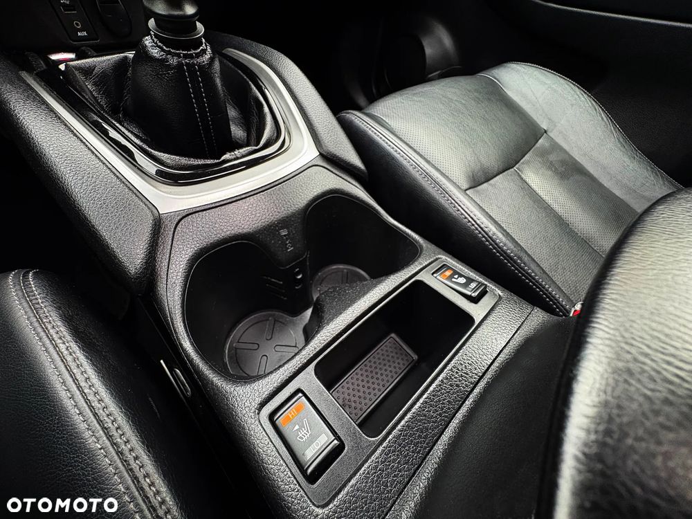 Nissan X-Trail 1.6 DIG-T Tekna - 30