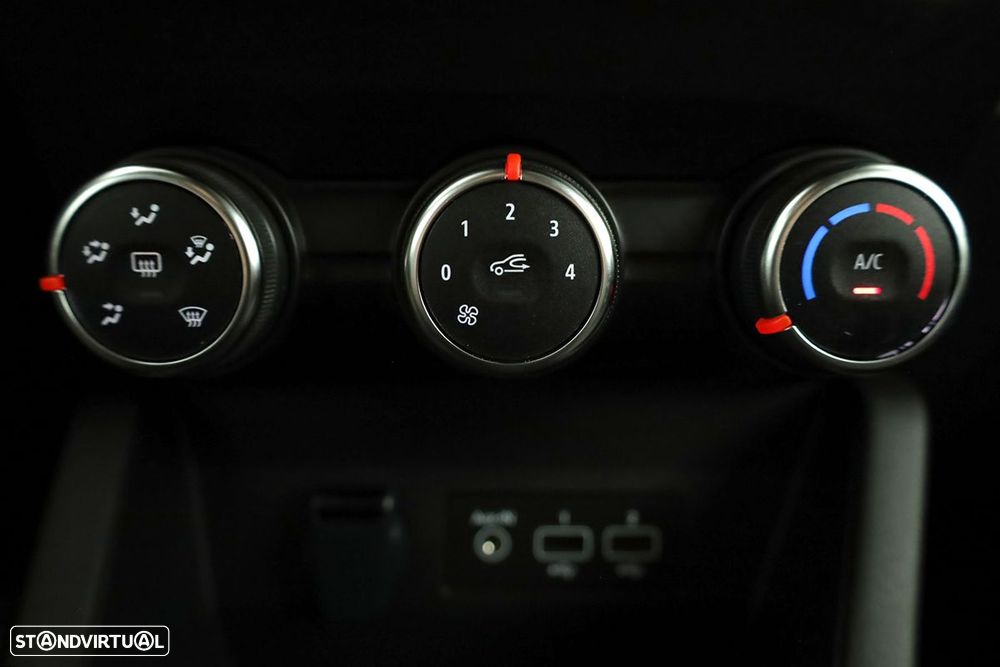 Renault Clio 1.0 TCe Evolution - 13