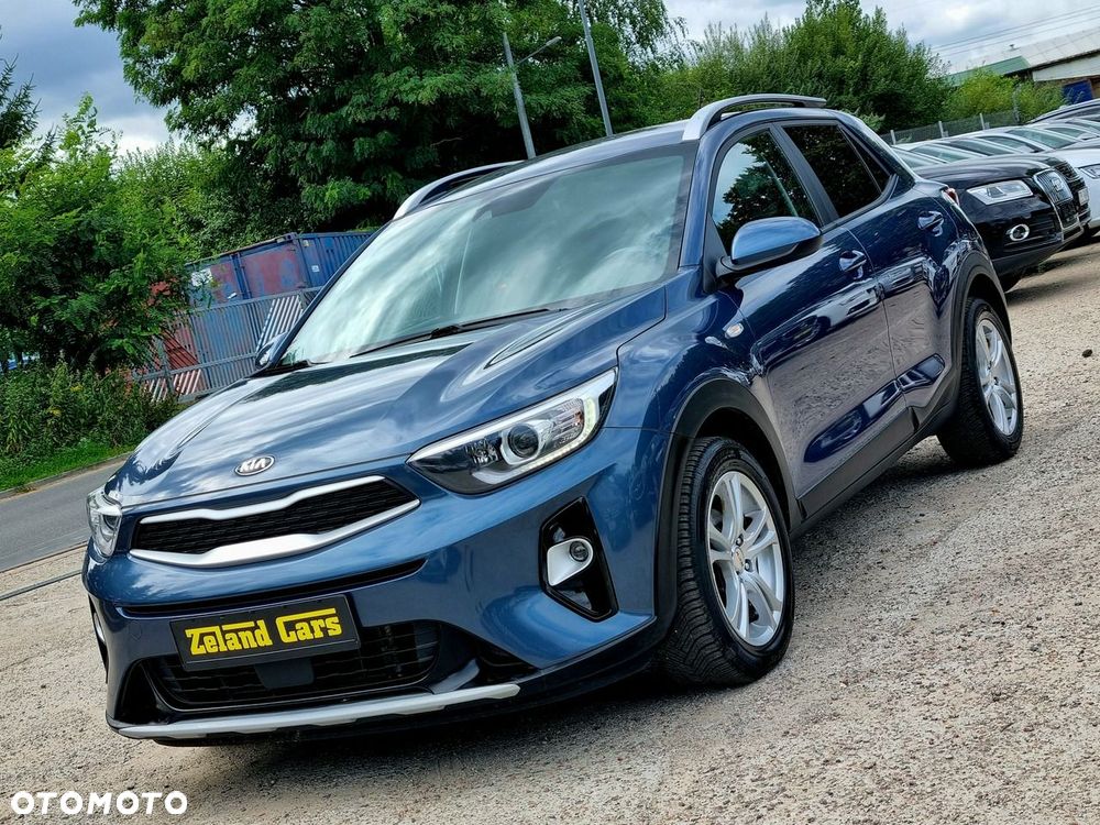 Kia Stonic 1.6 CRDi SCR L - 1