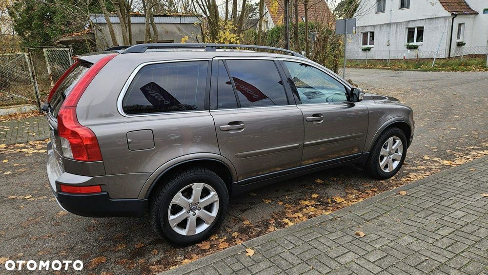 Volvo XC 90 D5 Momentum - 8