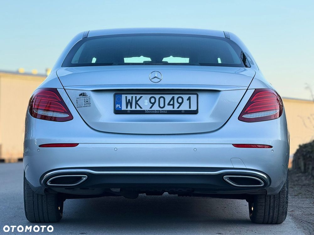 Mercedes-Benz Klasa E 200 d 9G-TRONIC - 4