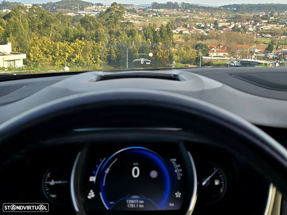 Renault Mégane Sport Tourer ENERGY TCe 165 EDC BOSE EDITION - 20