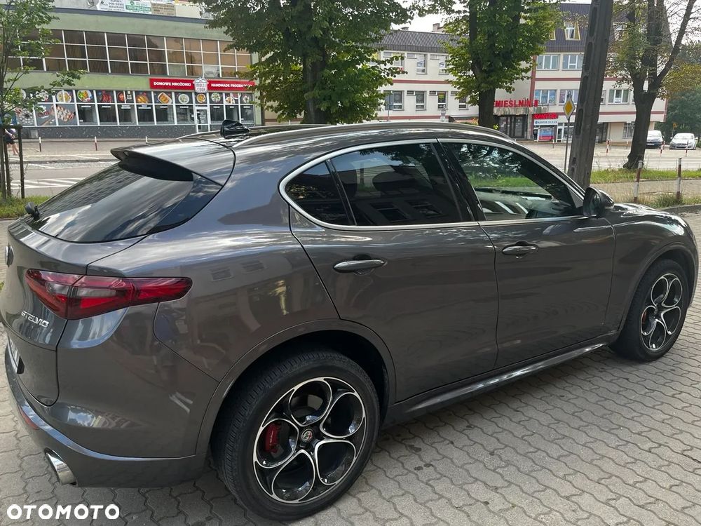 Alfa Romeo Stelvio 2.0 Turbo Super Q4 - 11