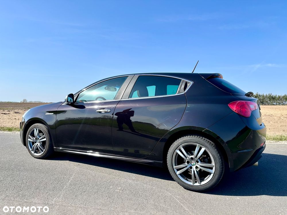 Alfa Romeo Giulietta 1.6 JTDM 16V - 15