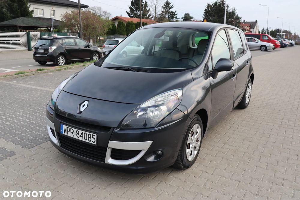 Renault Scenic - 1