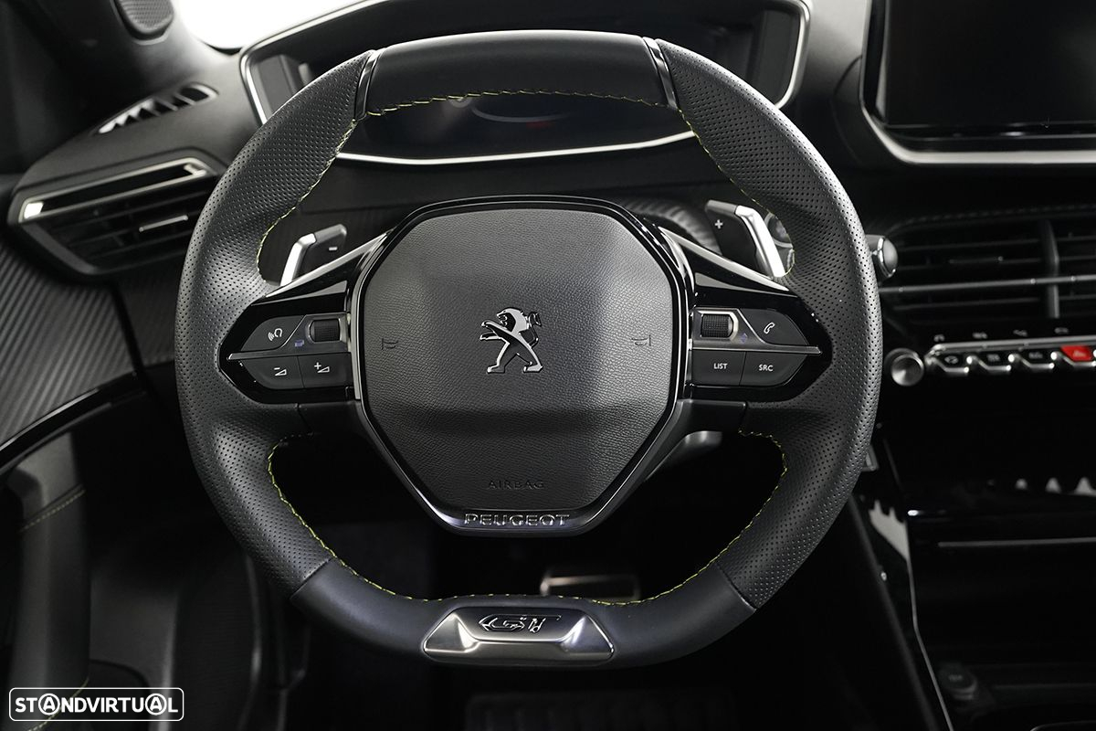 Peugeot 2008 1.2 PureTech GT EAT8 - 15