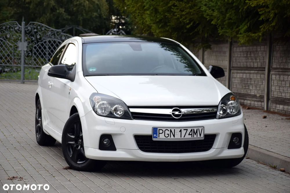 Opel Astra III GTC 1.6 Sport - 17