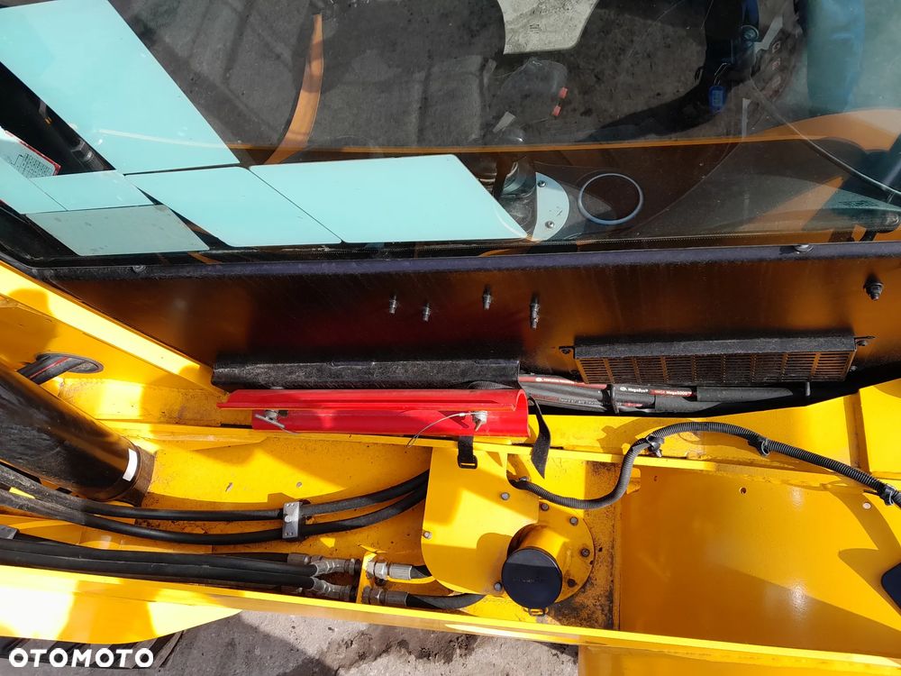 JCB 520-40 - 18