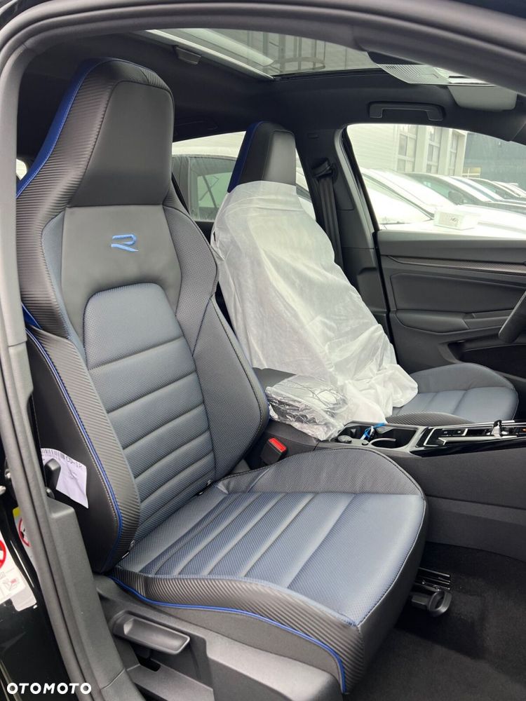 Volkswagen Golf - 7