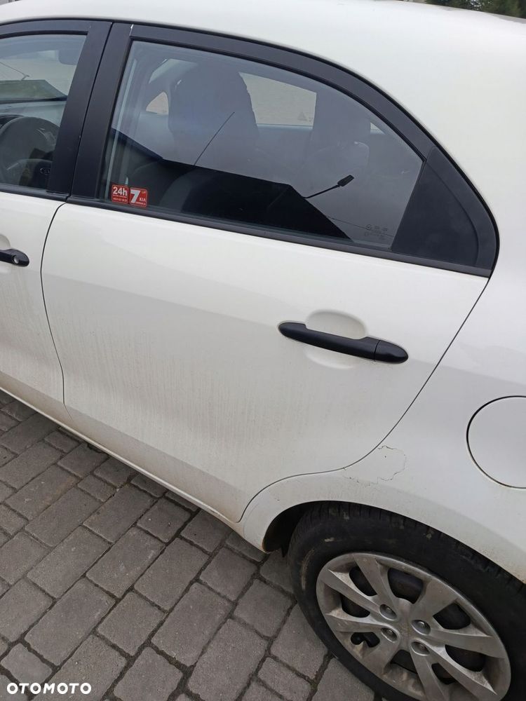 KIA RIO III DRZWI LEWE TYŁ TYLNE GOŁE - 1