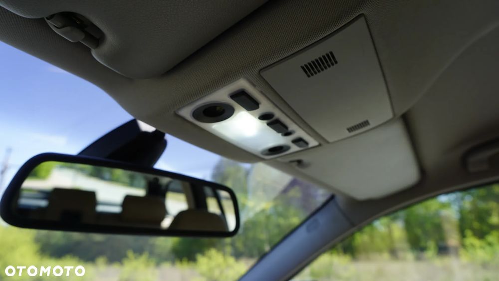 BMW Seria 5 520d - 17