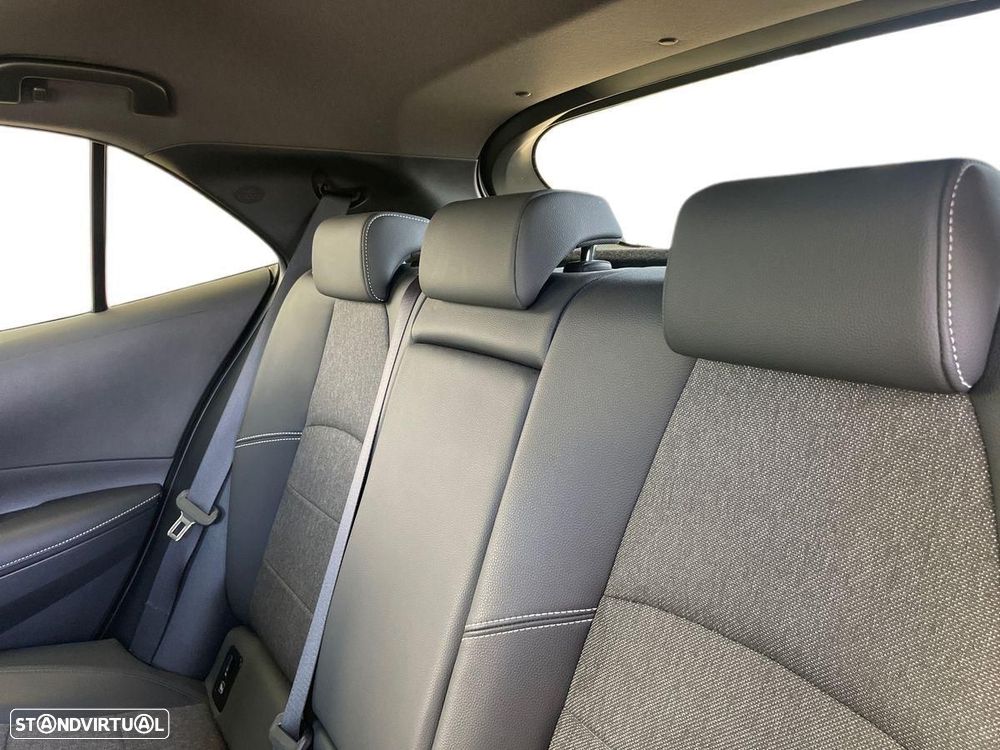 Toyota Corolla 1.8 Hybrid Comfort Plus - 12
