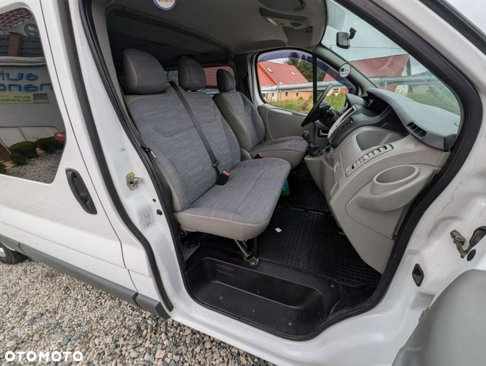 Renault Trafic - 13