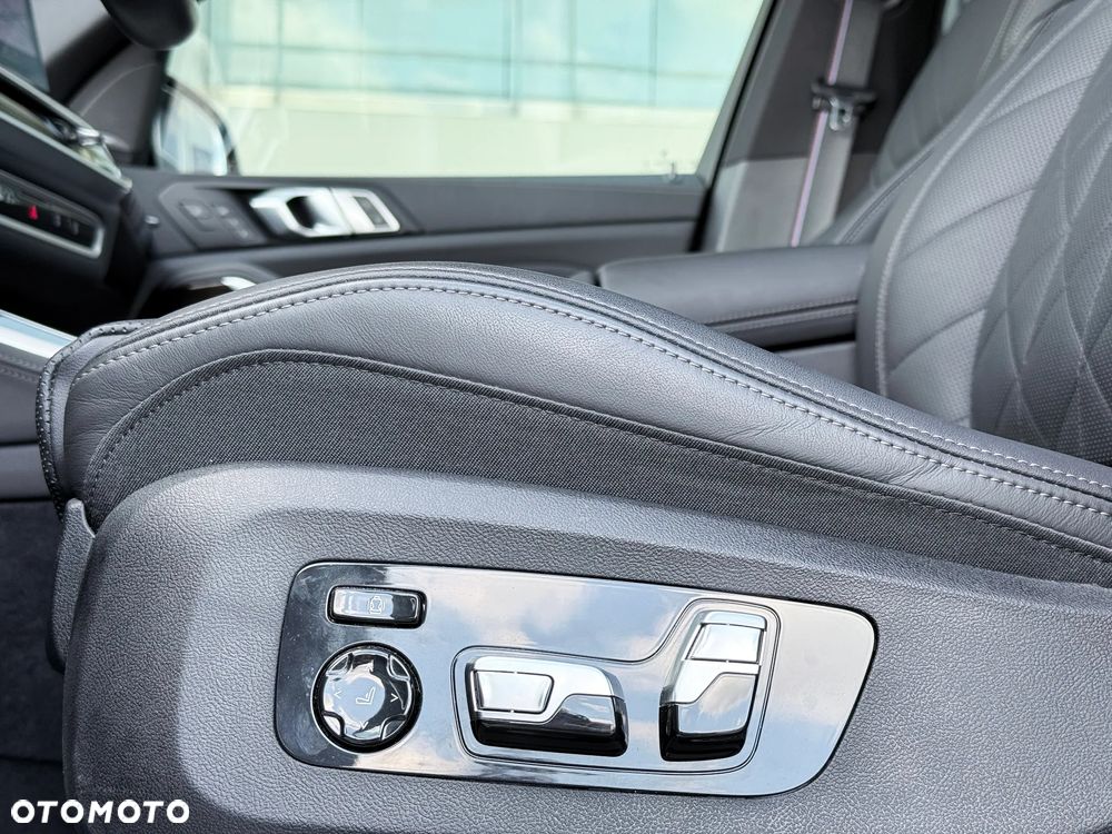 BMW X5 xDrive30d - 27