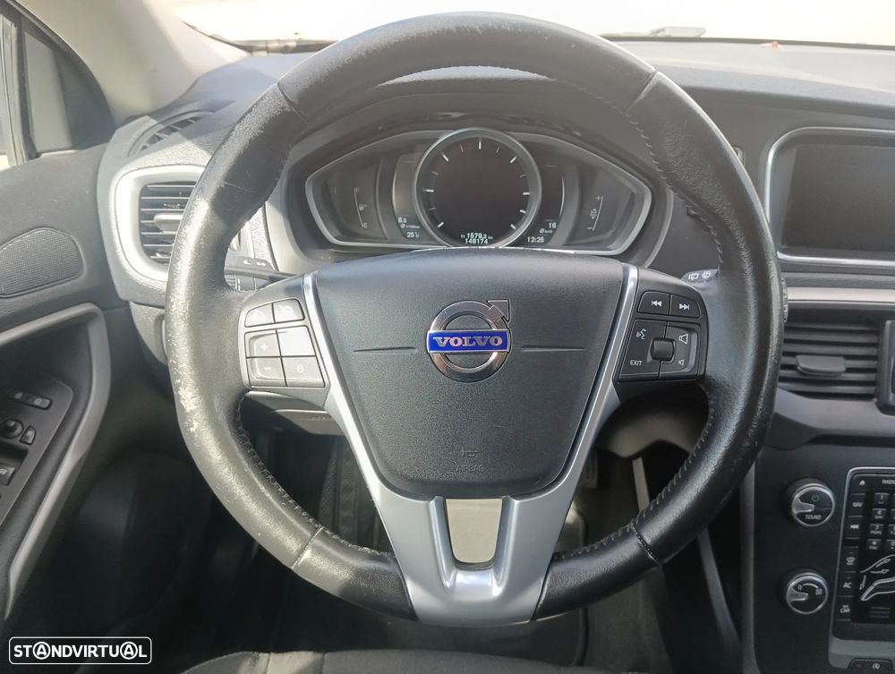 Volvo V40 2.0 D2 Momentum Eco - 9