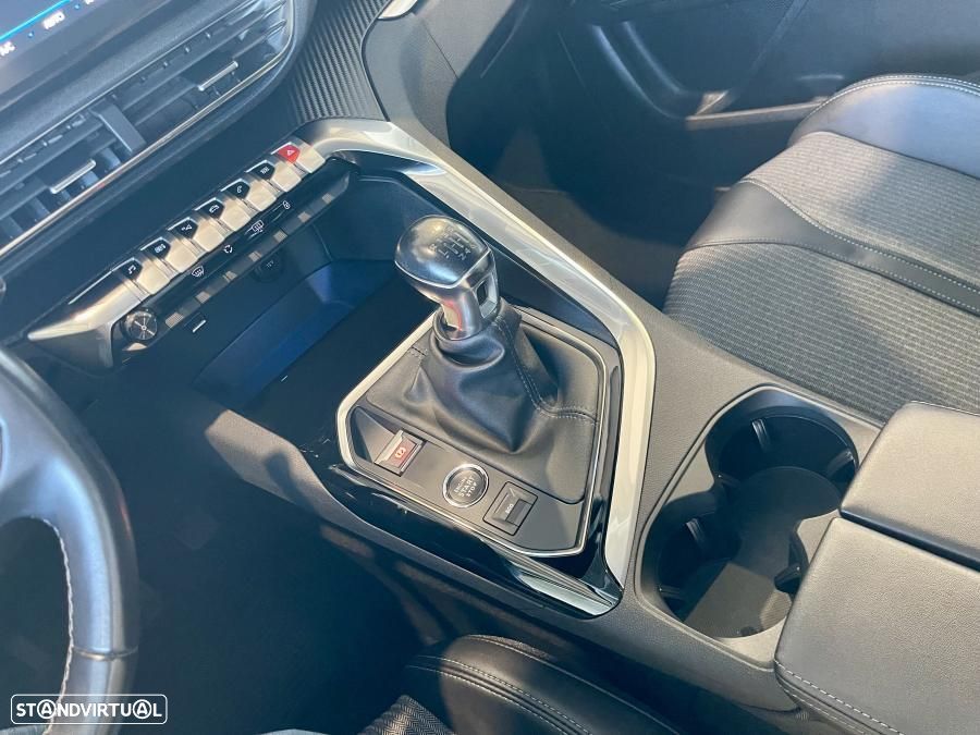 Peugeot 3008 1.2 PureTech Allure - 13