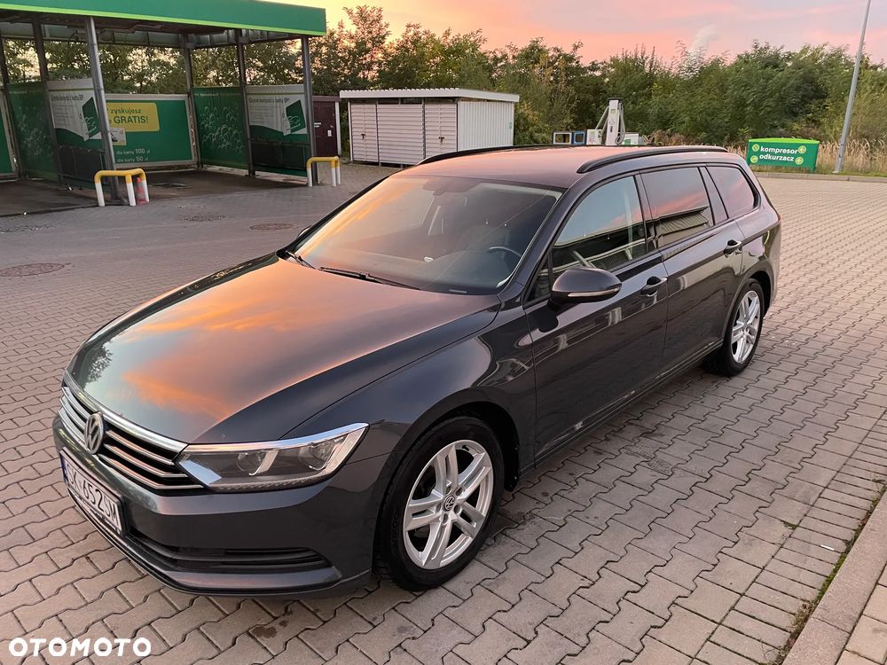 Volkswagen Passat 1.6 TDI BMT Trendline - 16