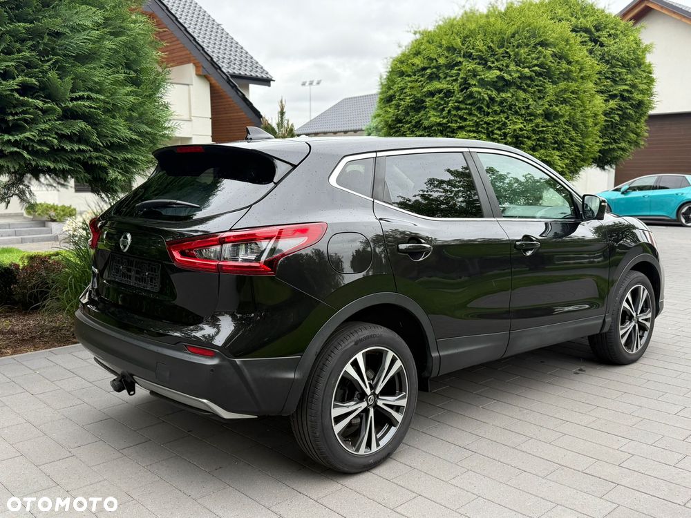 Nissan Qashqai 1.7 dCi 4x4 Tekna Xtronic - 5