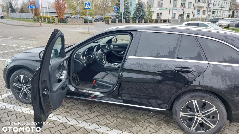 Mercedes-Benz Klasa C 220 d 4MATIC 9G-TRONIC - 14