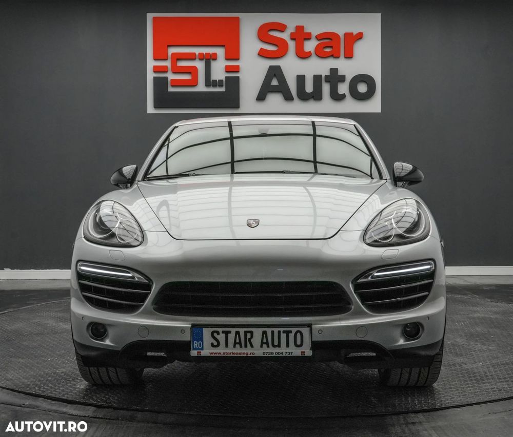 Porsche Cayenne 3.0 L V6 - 3